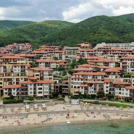 ния, райска градина / Garden Of Eden Apartment Sveti Vlas